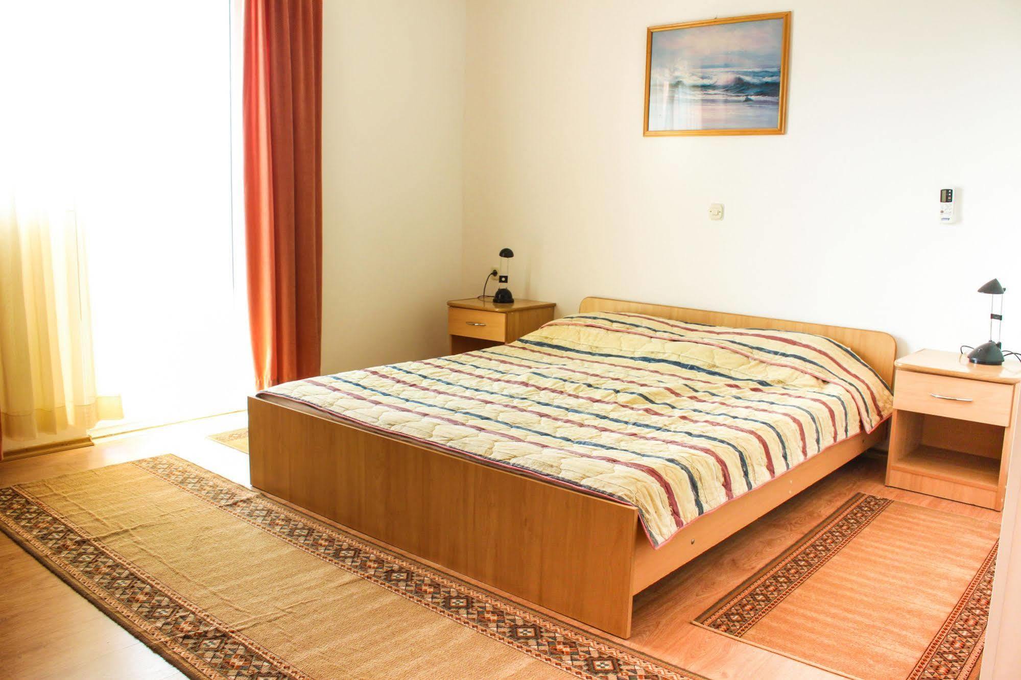 Hotel Tony Đảo Pag Ngoại thất bức ảnh